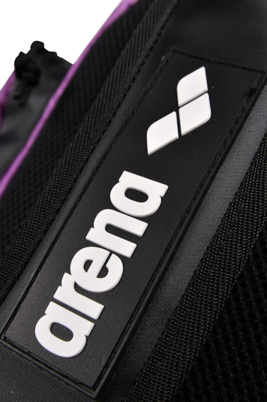 Morral Arena Team Backpack – Edición Purple & Black.
SKU : 005569_107_TU