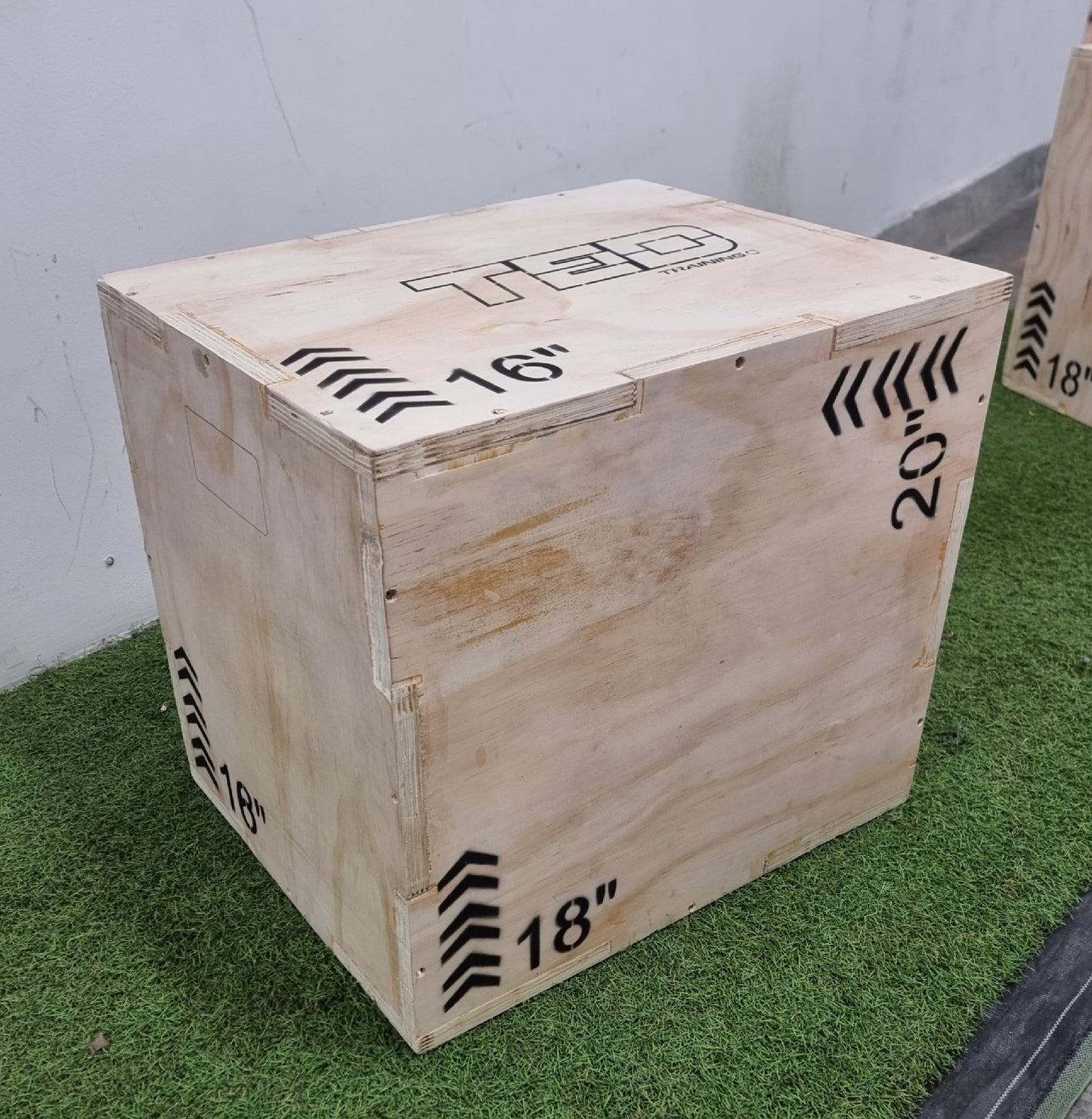 CAJA PLYOMETRICA 16 x 18 x 20